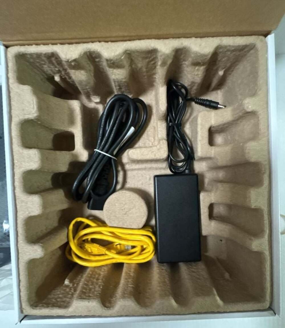 Netgear Nighthawk AC1900 WiFi Cable Modem Router (Model C7000v2) - Picture 9 of 15